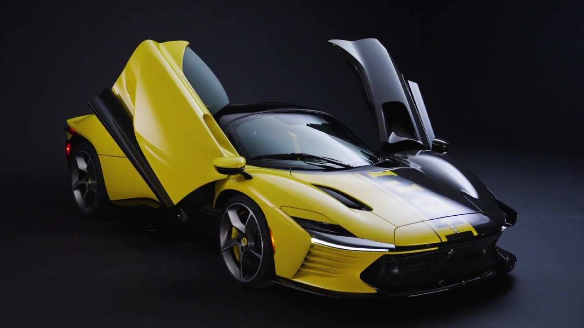 Ferrari Daytona SP3 Tailor Made - Lo más destacado