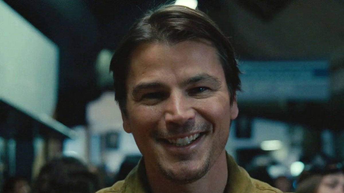 Trap (Latin America Market Trailer 1 Subtitled)