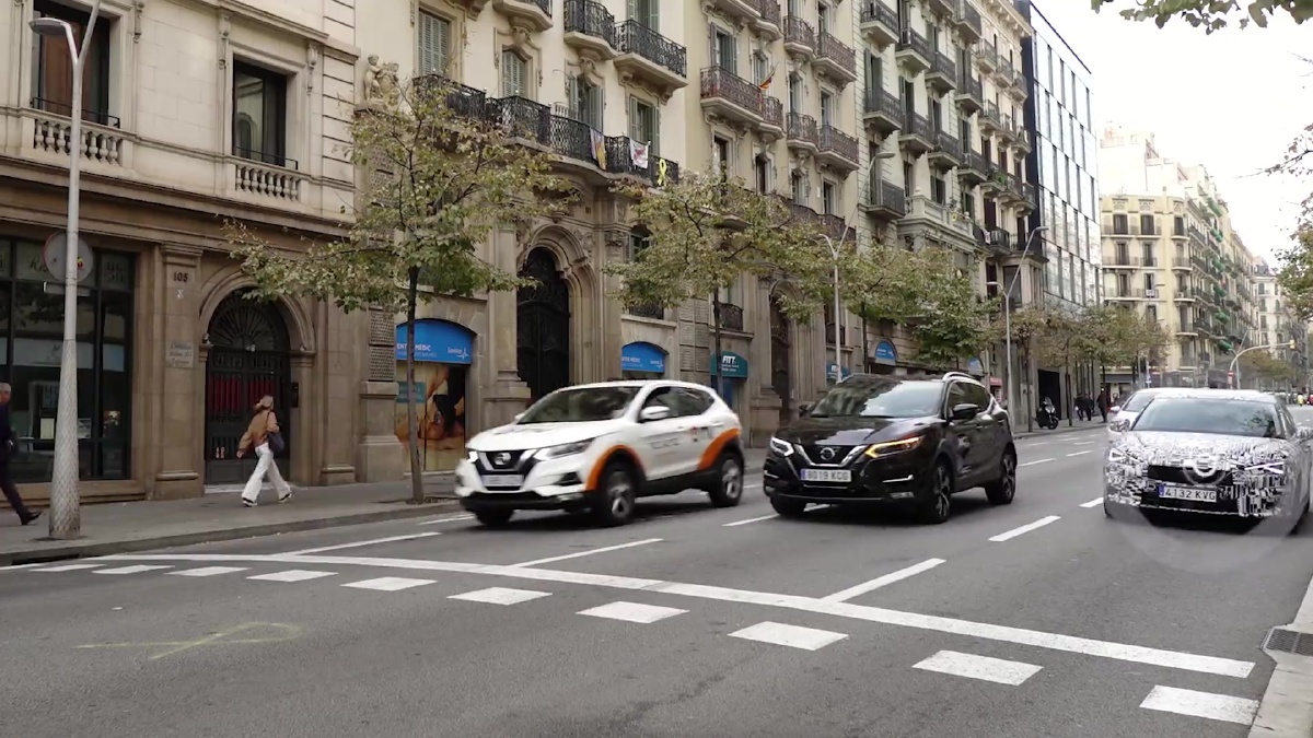 Seat - El coche que habla con los semáforos