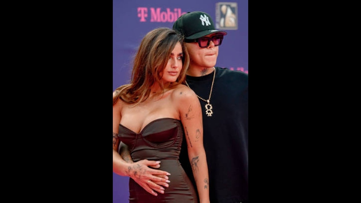 Isabella Ladera Y Beéle Reaccionan A La Filtración De Un Vídeo Sexual Íntimo.