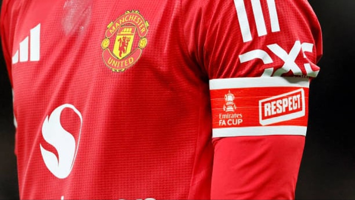 El Manchester United Recorta Las Comidas Gratuitas A Sus Empleados: Sólo Ofrecerá Pan Y Sopa