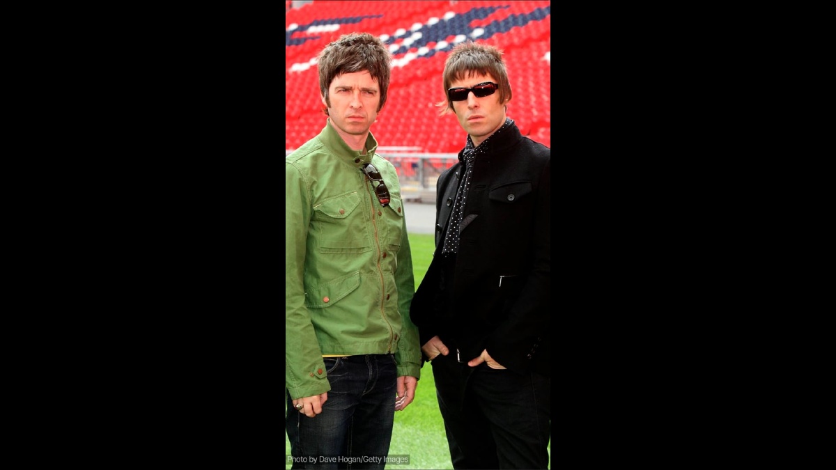 La Guitarra Destrozada Por Liam Gallagher Durante La Separación De Oasis Sale A Subasta...